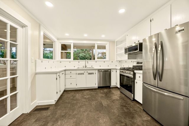 527 Chestnut Street, Ashland, OR 97520