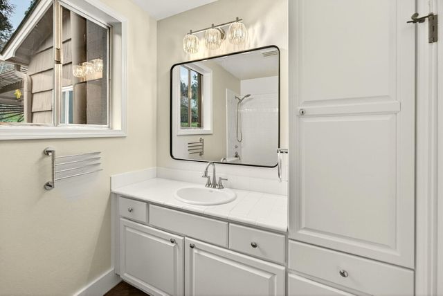 527 Chestnut Street, Ashland, OR 97520