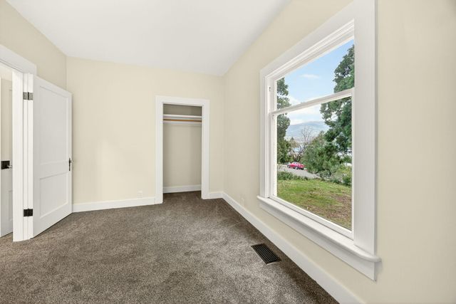 527 Chestnut Street, Ashland, OR 97520