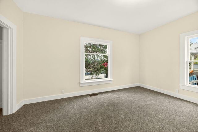 527 Chestnut Street, Ashland, OR 97520