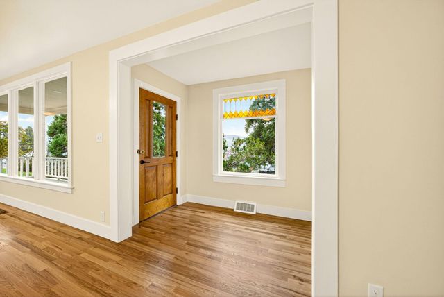 527 Chestnut Street, Ashland, OR 97520