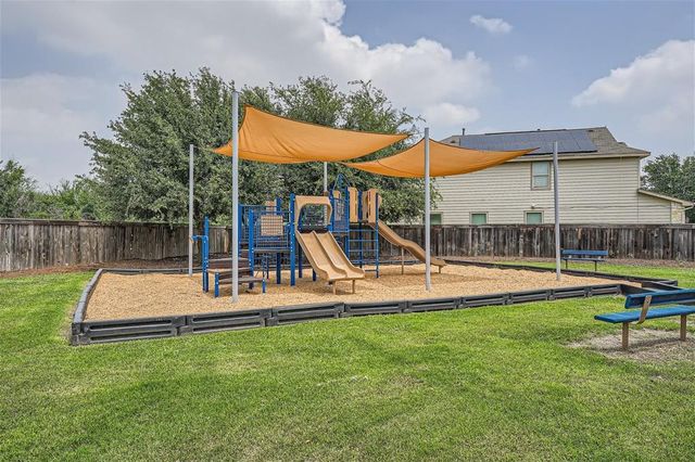 7013 Tonka LN, Austin, TX 78744