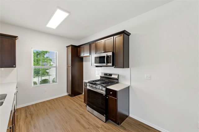 7013 Tonka LN, Austin, TX 78744