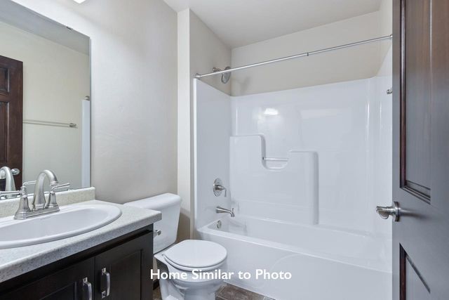 1743 BETTY JEAN LANE, Green Bay, WI 54313