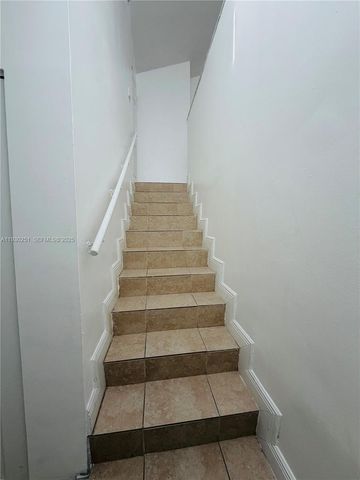 10296 NW 9th St Cir 203, Miami, FL 33172