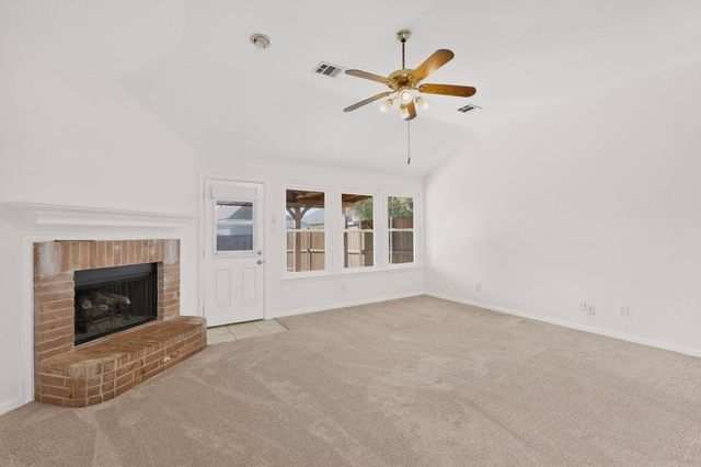 4557 Highridge Drive, The Colony, TX 75056