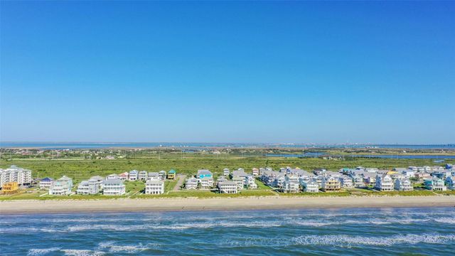 11727 Opihi, Galveston, TX 77554