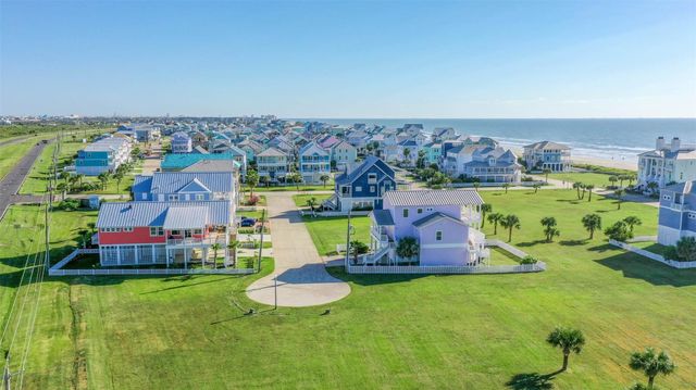 11727 Opihi, Galveston, TX 77554