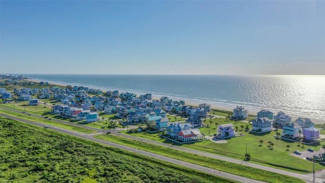 11727 Opihi, Galveston, TX 77554