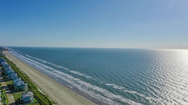 11727 Opihi, Galveston, TX 77554