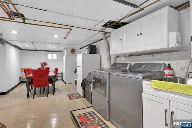 67 Spring Valley Avenue, Hackensack, NJ 07601