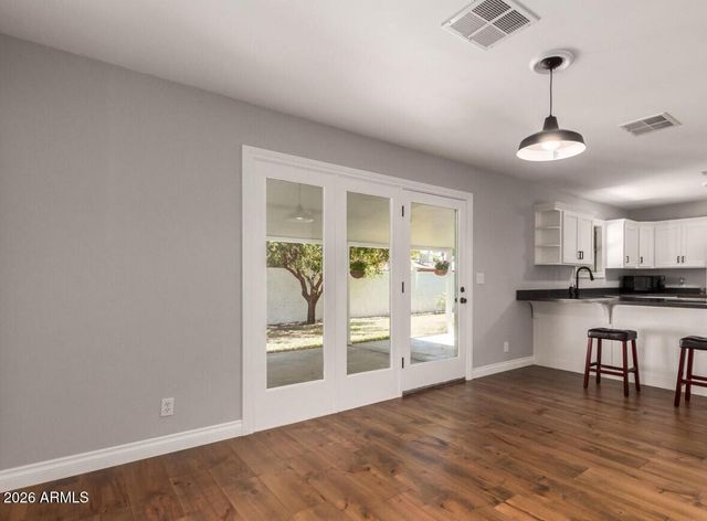 607 W 15TH Street, Tempe, AZ 85281