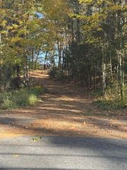 1 Lane 22, Brookfield, MA 01506