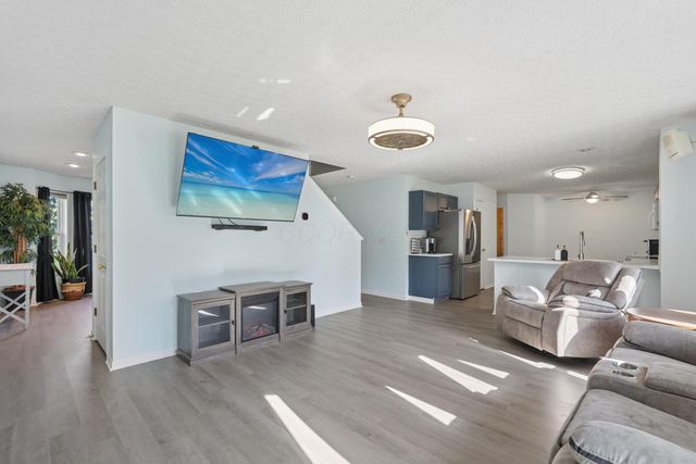 335 Edgemont Court, Pataskala, OH 43062