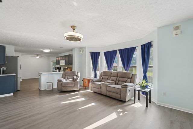 335 Edgemont Court, Pataskala, OH 43062