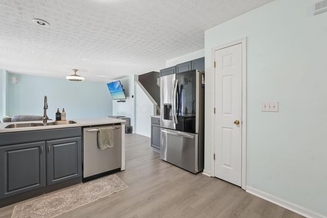 335 Edgemont Court, Pataskala, OH 43062