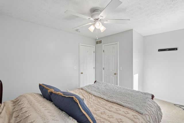 335 Edgemont Court, Pataskala, OH 43062