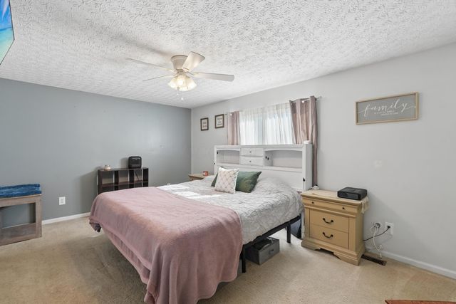 335 Edgemont Court, Pataskala, OH 43062