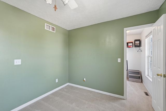 335 Edgemont Court, Pataskala, OH 43062