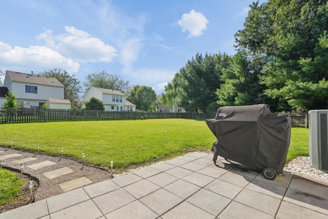 335 Edgemont Court, Pataskala, OH 43062
