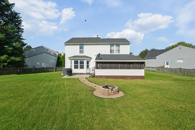 335 Edgemont Court, Pataskala, OH 43062