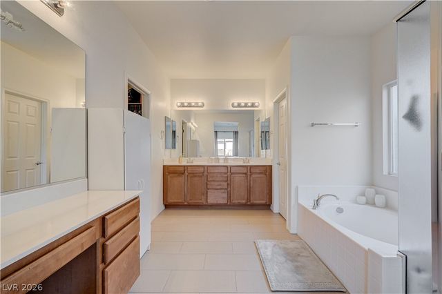 1408 Fantastic Court, North Las Vegas, NV 89081