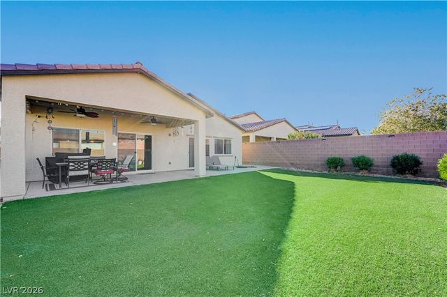 1408 Fantastic Court, North Las Vegas, NV 89081