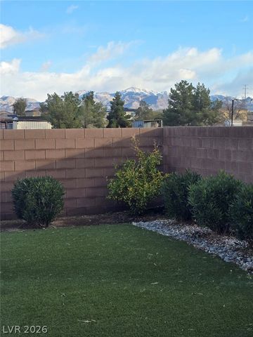 1408 Fantastic Court, North Las Vegas, NV 89081