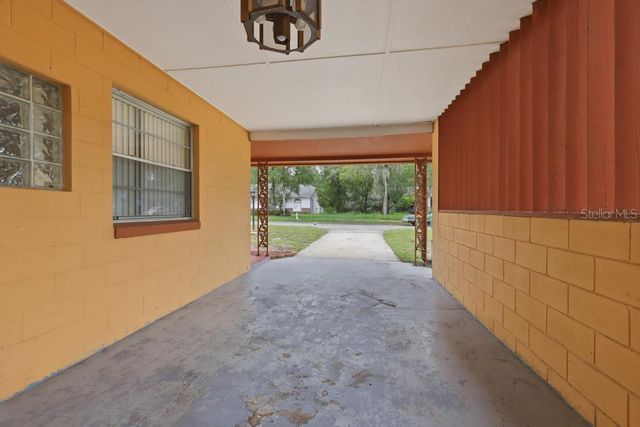 812 W FRANKLIN AVENUE, Deland, FL 32720