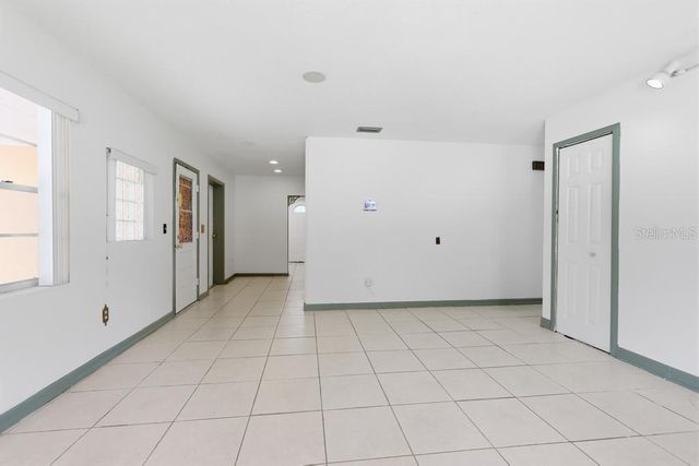 812 W FRANKLIN AVENUE, Deland, FL 32720