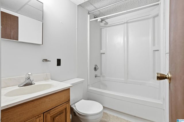 4630 WOODDALE LANE, Pelham, AL 35124