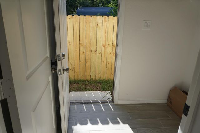 11387 Underwood Street, Willis, TX 77318