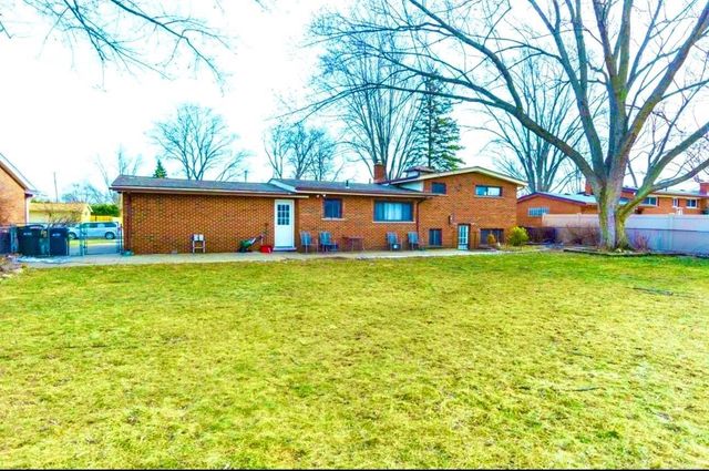 8729 KIDLEY Drive Drive, Sterling Heights, MI 48314