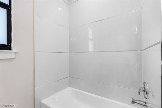 3043 28th AVE SE, Naples, FL 34117