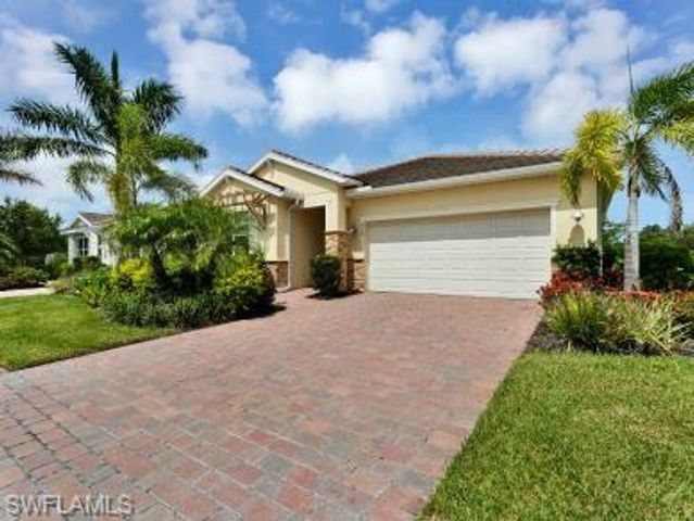 259 Tamarindo LN, Naples, FL 34114