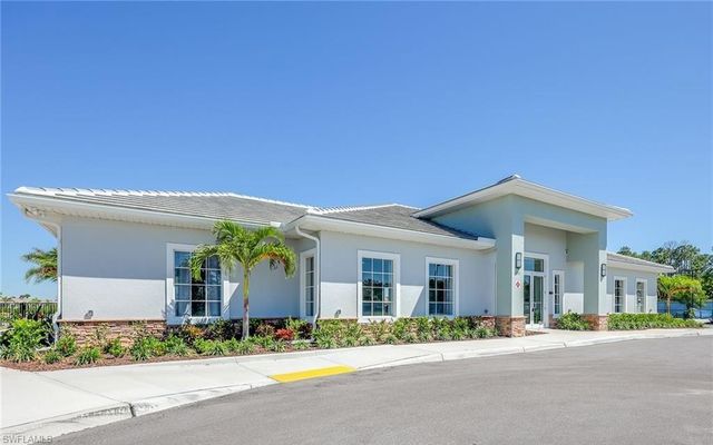 259 Tamarindo LN, Naples, FL 34114