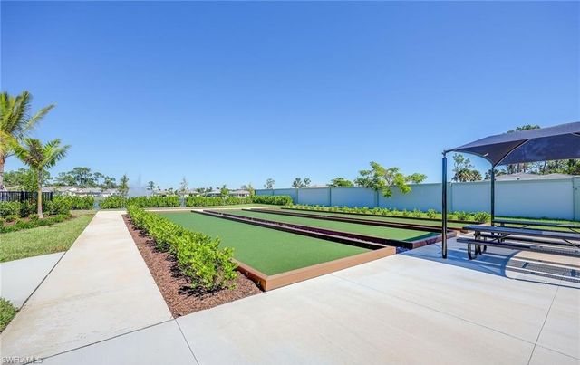 259 Tamarindo LN, Naples, FL 34114