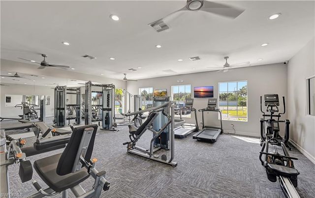 259 Tamarindo LN, Naples, FL 34114
