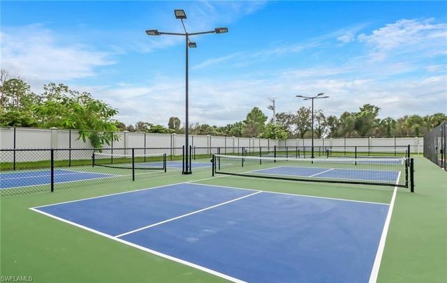 259 Tamarindo LN, Naples, FL 34114