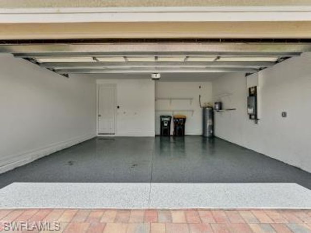 259 Tamarindo LN, Naples, FL 34114