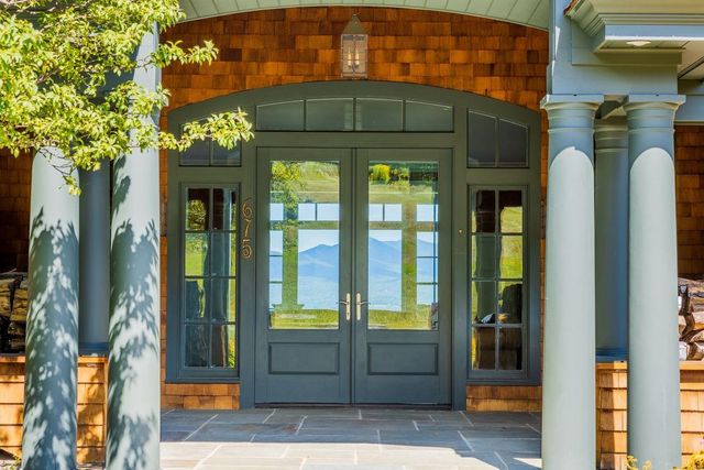 675 Putnam Forest Road, Stowe, VT 05672