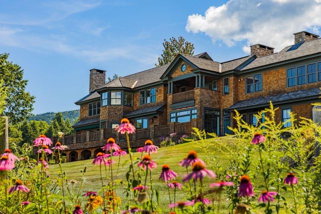 675 Putnam Forest Road, Stowe, VT 05672