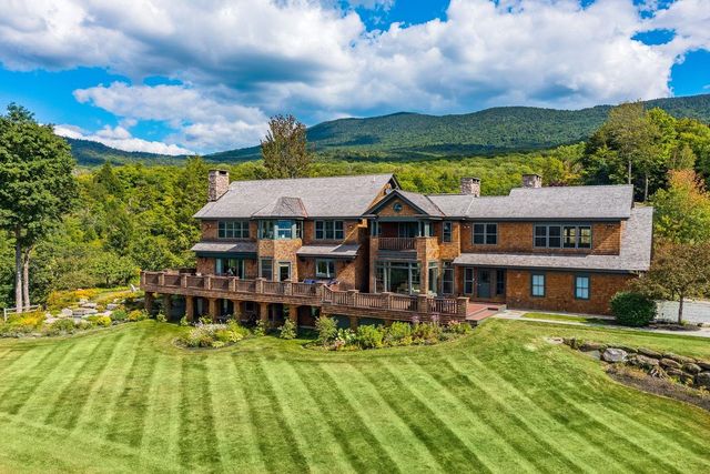 675 Putnam Forest Road, Stowe, VT 05672