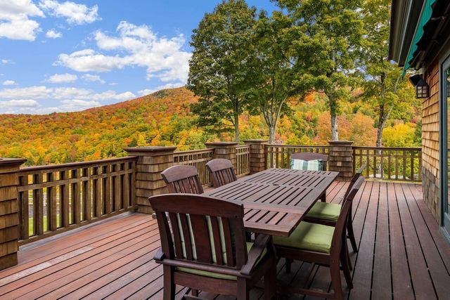 675 Putnam Forest Road, Stowe, VT 05672