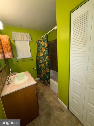 4741 RIVER RD, Pennsauken, NJ 08110