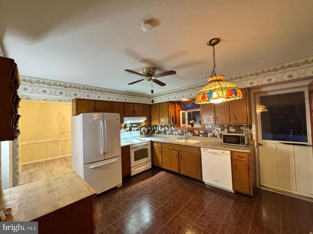 4741 RIVER RD, Pennsauken, NJ 08110