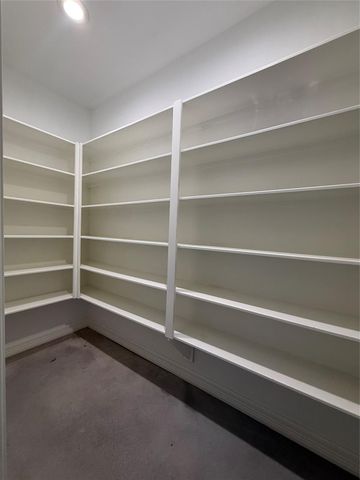 17980 Fm 2090 Road, Conroe, TX 77306