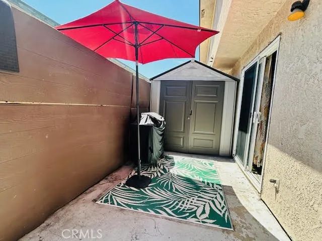 7304 Exeter Street E, Paramount, CA 90723