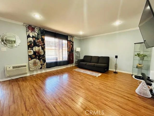 7304 Exeter Street E, Paramount, CA 90723