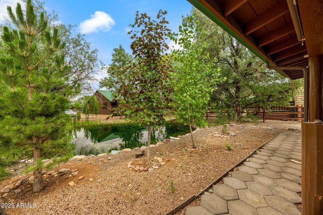 2344 S BUFFALO Loop S, Overgaard, AZ 85933